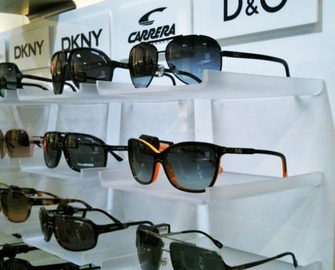 Acrylic Sunglasses Display